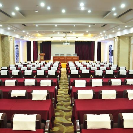 Urumqi Jingu Hotel Kültér fotó