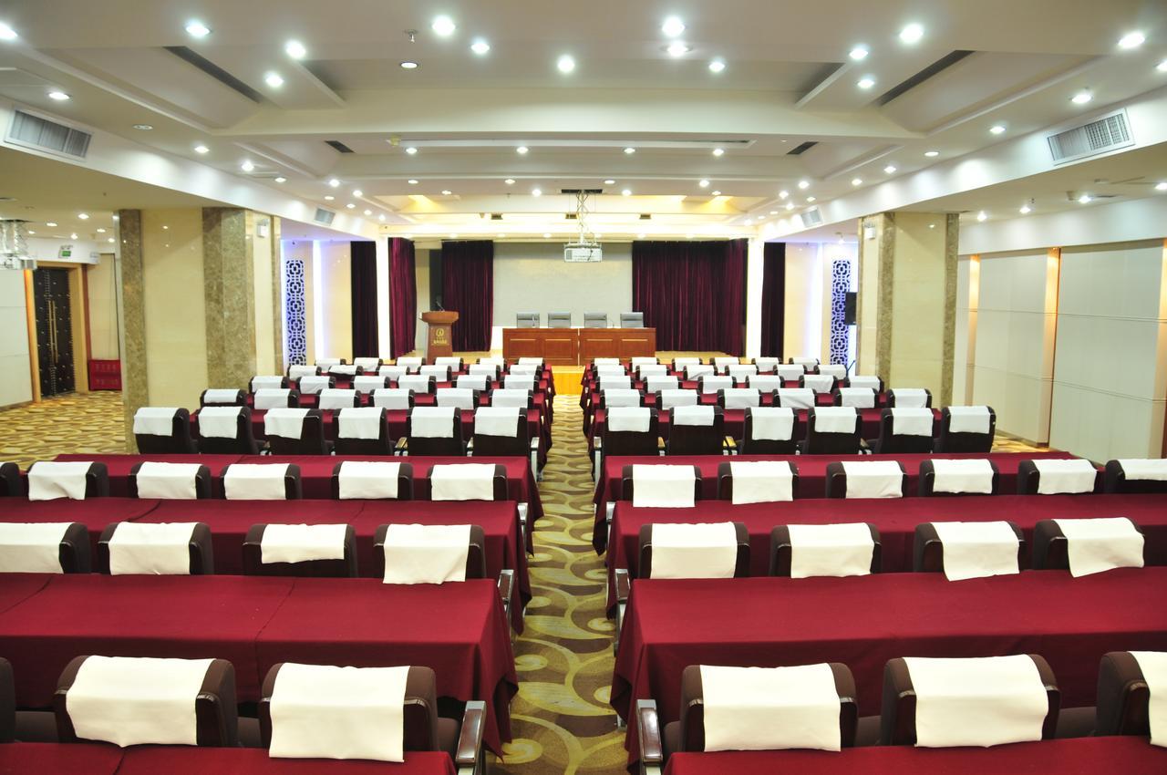 Urumqi Jingu Hotel Kültér fotó