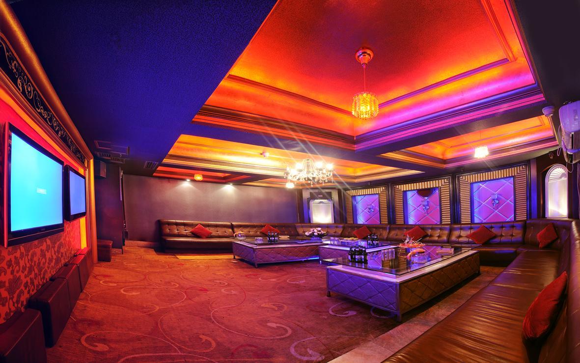 Urumqi Jingu Hotel Kültér fotó