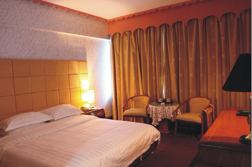 Urumqi Jingu Hotel Kültér fotó